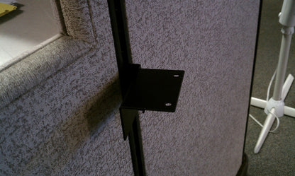 Steelcase Avenir Corner Worksurface Support Bracket (Pair)